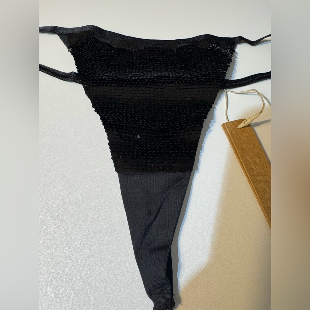 Skims Sequin String Thong S - Picture 4 of 8